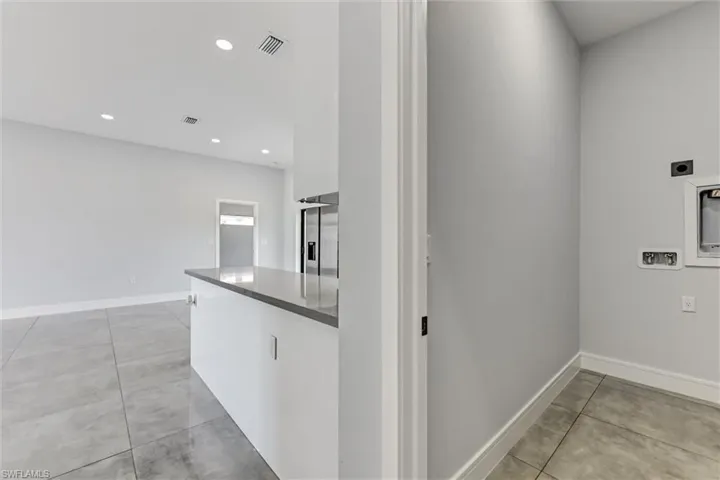 3912  5th SW ST, Lehigh Acres, FL 33976