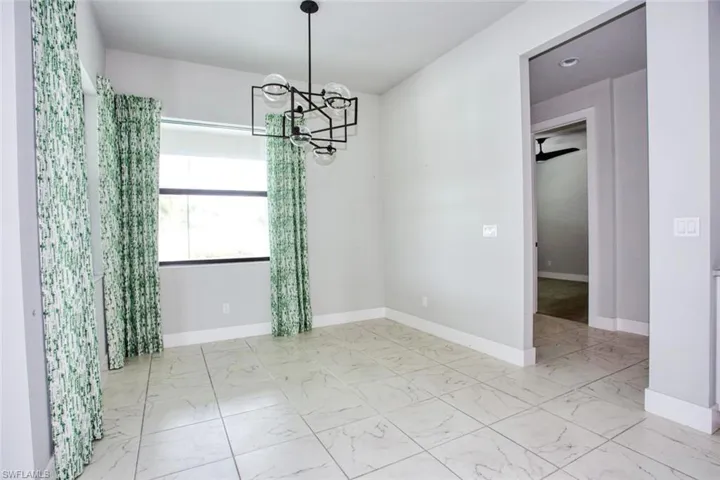 1521 Sw 43rd Ln, Cape Coral, Florida 33914