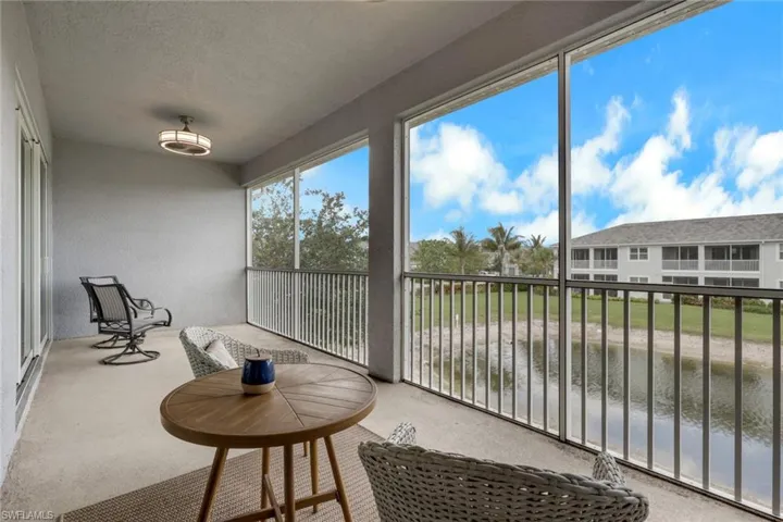 2665 Seychelles Cir 1907, Naples, Florida 34112