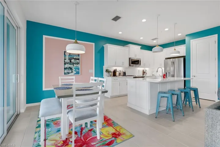 2665 Seychelles Cir 1907, Naples, Florida 34112