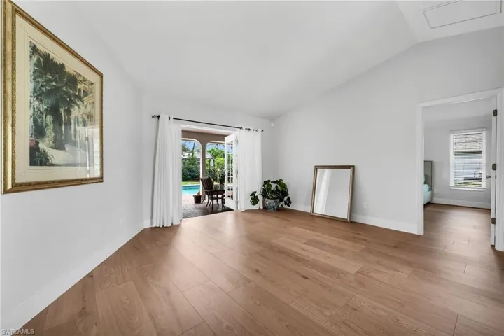 162 Westwood Dr, Naples, Florida 34110