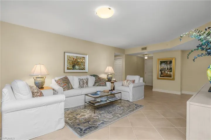 7225 Pelican Bay Blvd 204, Naples, Florida 34108