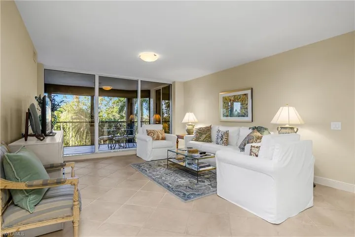 7225 Pelican Bay Blvd 204, Naples, Florida 34108