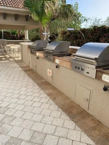 7225 Pelican Bay Blvd 204, Naples, Florida 34108