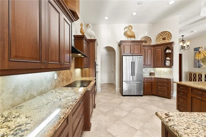 7717 Trent Ct, Naples, Florida 34113