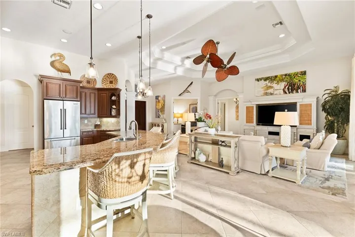 7717 Trent Ct, Naples, Florida 34113