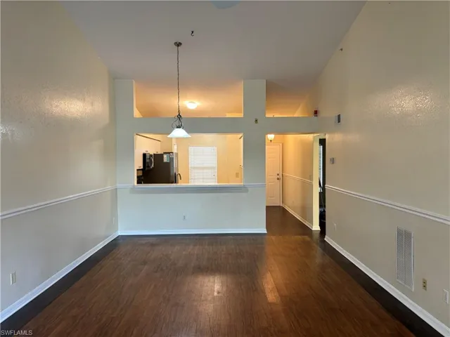 3245  Cypress Glen  WAY, Naples, FL 34109