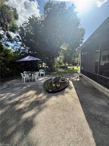 8180 Breeze Dr, North Fort Myers, Florida 33917