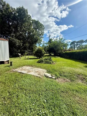 8180 Breeze Dr, North Fort Myers, Florida 33917