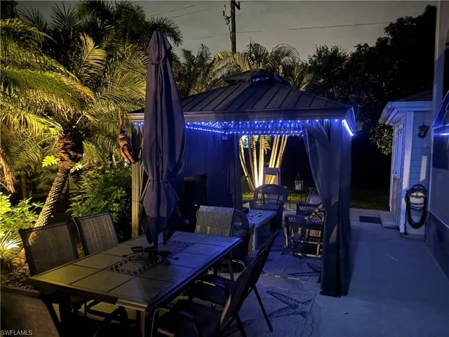 5780  Maplewood  CT, Fort Myers, FL 33905