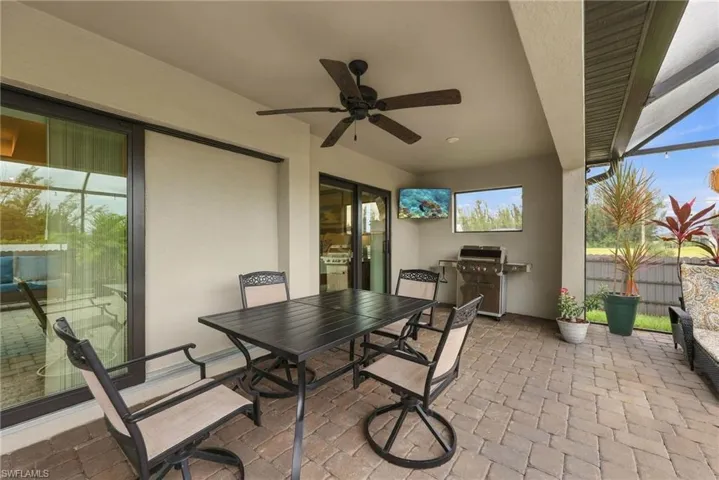 2323 Nw 43rd Ave, Cape Coral, Florida 33993