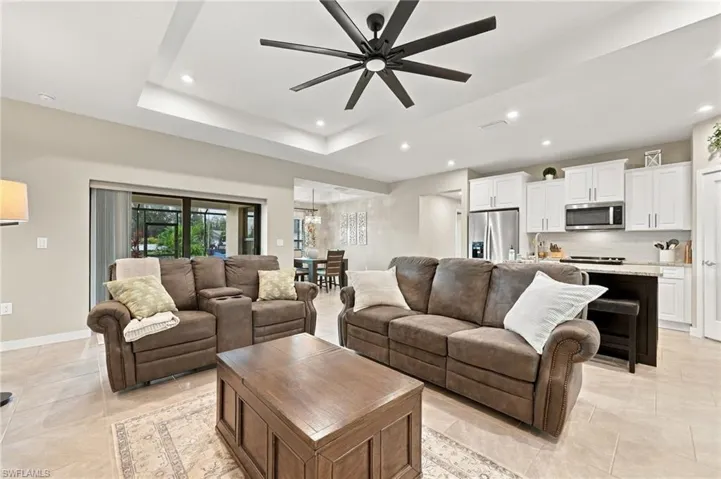 2323 Nw 43rd Ave, Cape Coral, Florida 33993