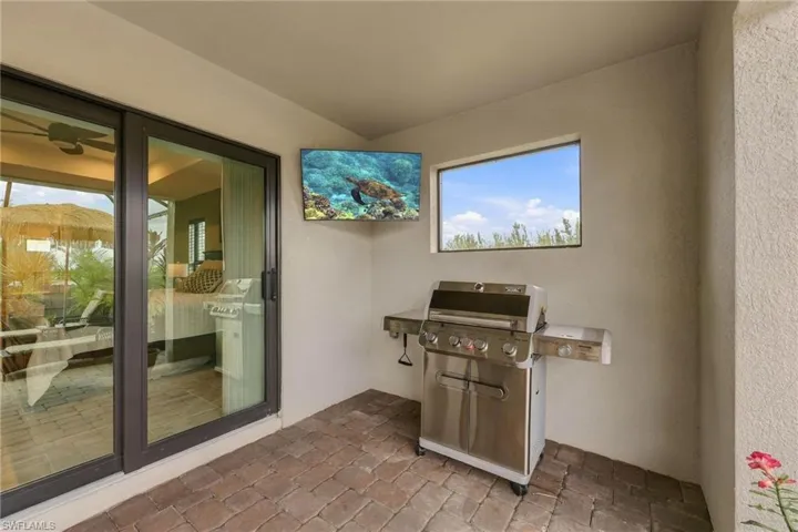 2323 Nw 43rd Ave, Cape Coral, Florida 33993