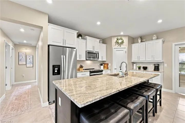 2323 Nw 43rd Ave, Cape Coral, Florida 33993
