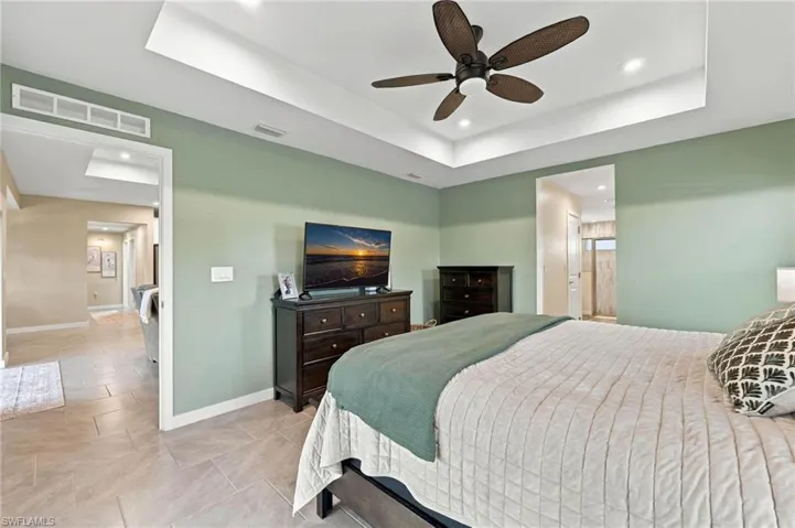2323 Nw 43rd Ave, Cape Coral, Florida 33993