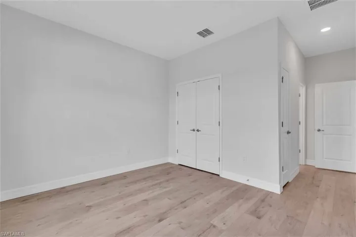 Guest bedroom 4 with ensuite bathroom