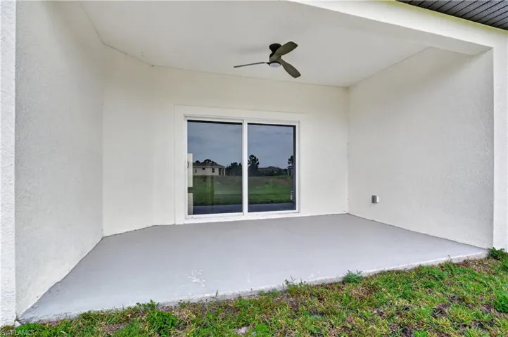 454 Mercedes Ct, Lehigh Acres, Florida 33972