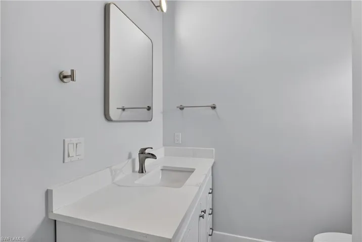 2nd Bathroom
