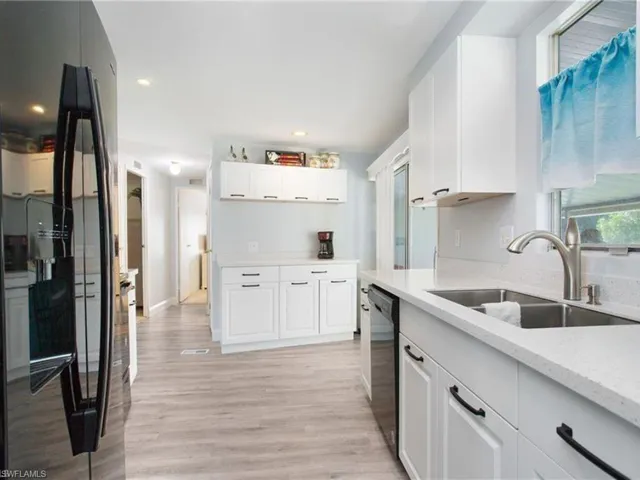 819 Cape Haze Ln, Naples Fl 34104
