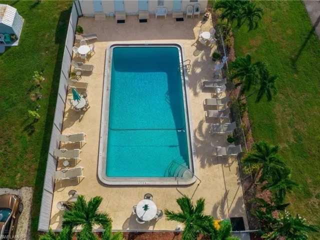 819 Cape Haze Ln, Naples Fl 34104