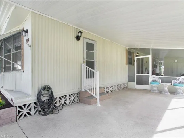 819 Cape Haze Ln, Naples Fl 34104