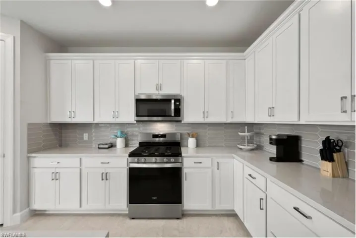 20024 Hartford Blvd, Estero, Florida 33928