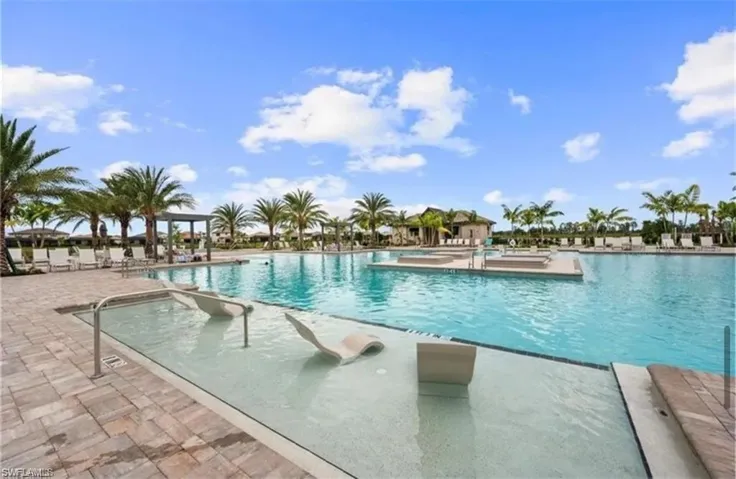 20024 Hartford Blvd, Estero, Florida 33928
