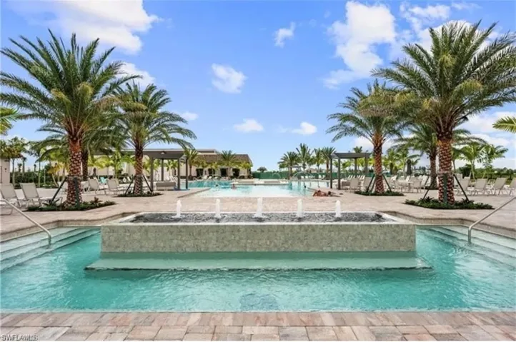 20024 Hartford Blvd, Estero, Florida 33928