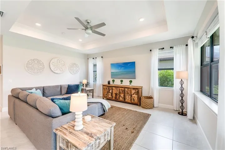 20024 Hartford Blvd, Estero, Florida 33928