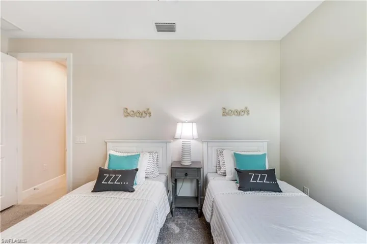 20024 Hartford Blvd, Estero, Florida 33928