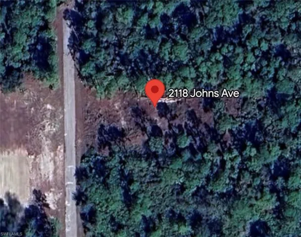 Aerial map of property and surrounding area