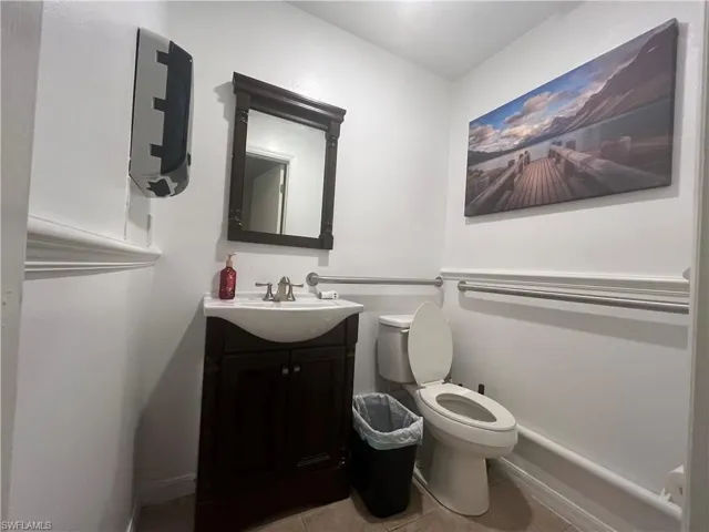 923 Del Prado Blvd S 203, Cape Coral, Florida 33990