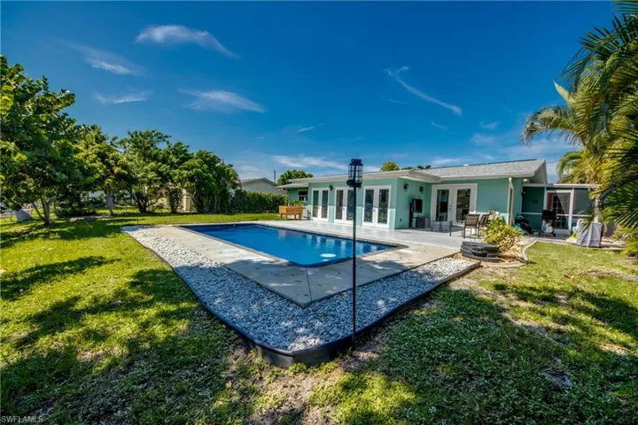 Plenty of yard space