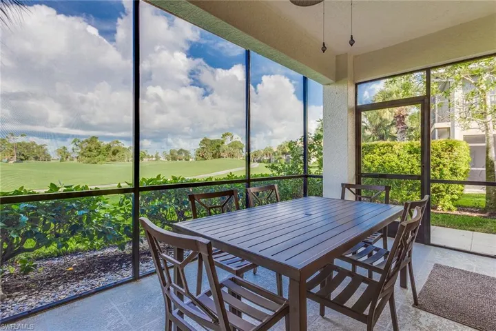 8177 Saratoga Dr 1002, Naples, Florida 34113