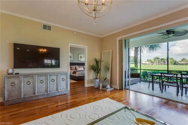 8177 Saratoga Dr 1002, Naples, Florida 34113