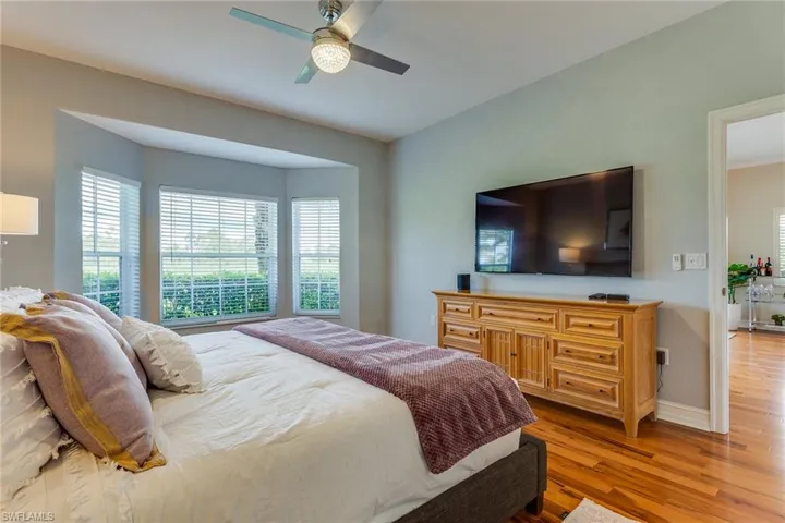 8177 Saratoga Dr 1002, Naples, Florida 34113
