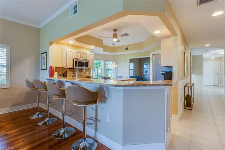 8177 Saratoga Dr 1002, Naples, Florida 34113