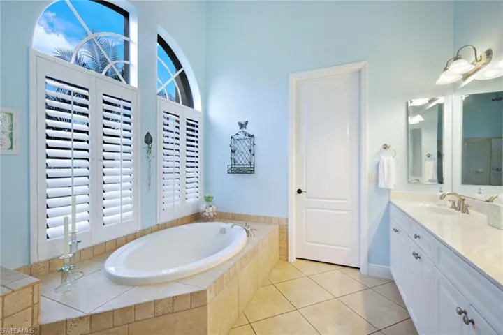 Relax and unwind in your soaking tub.