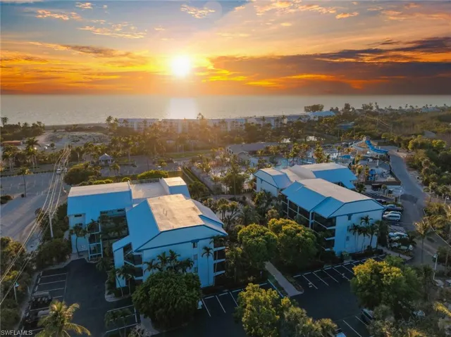 3114  Tennis Villas  , Captiva, FL 33924