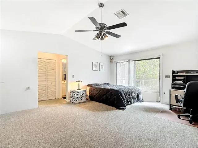 20x20 Primary Bedroom