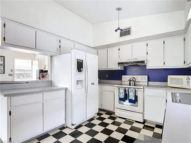 Fun checkered floor