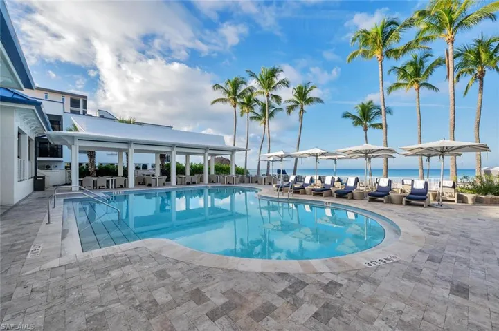 The Floridian Club Pool