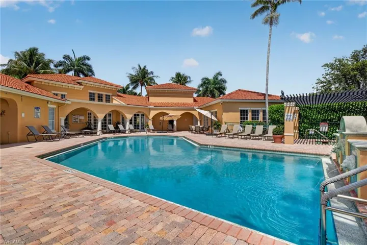 8659 River Homes Ln 1106, Bonita Springs, Florida 34135