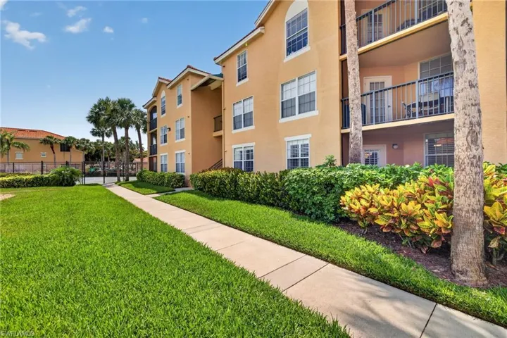 8659 River Homes Ln 1106, Bonita Springs, Florida 34135
