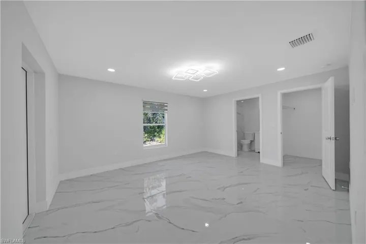 3303  37th W ST, Lehigh Acres, FL 33971