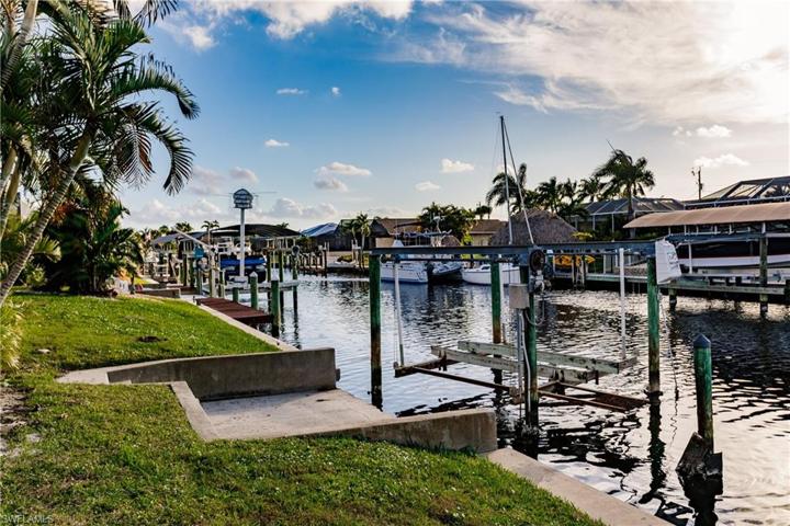 5012 SW 10th  AVE, Cape Coral, FL 33914