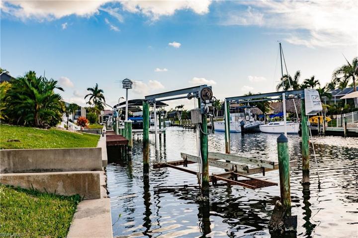 5012 SW 10th  AVE, Cape Coral, FL 33914