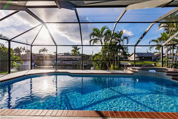 5012 SW 10th  AVE, Cape Coral, FL 33914