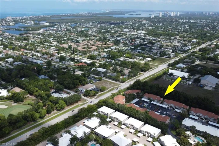 Aerial view of Vanderbilt Dr and surrounding area