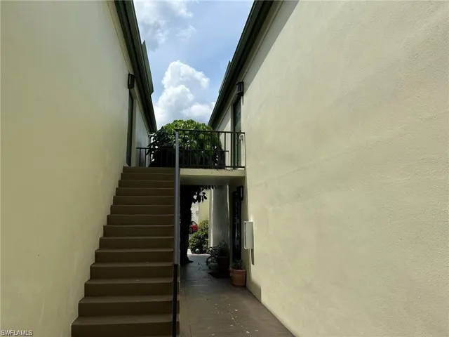 104 Bob O Link Way B, Naples, Florida 34105
